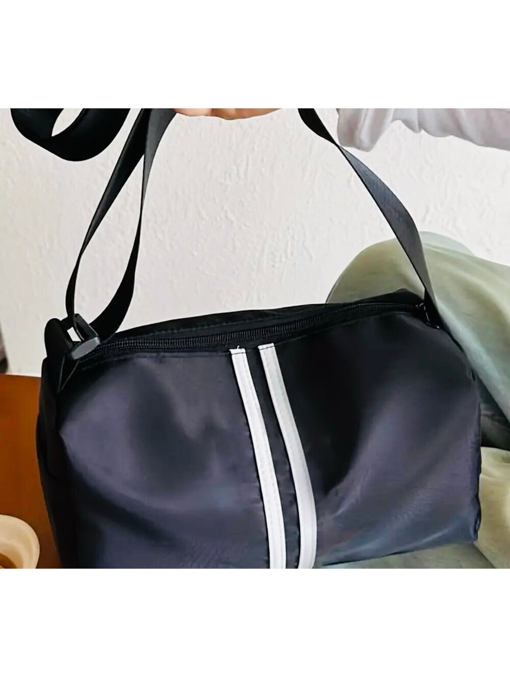 New - Stylish Black /White Large Capacity Shoulder /Crossbody /Small Duffel Bag